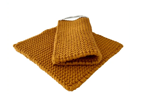 Gestrickte Topflappen aus Baumwolle in verschiedenen Farben