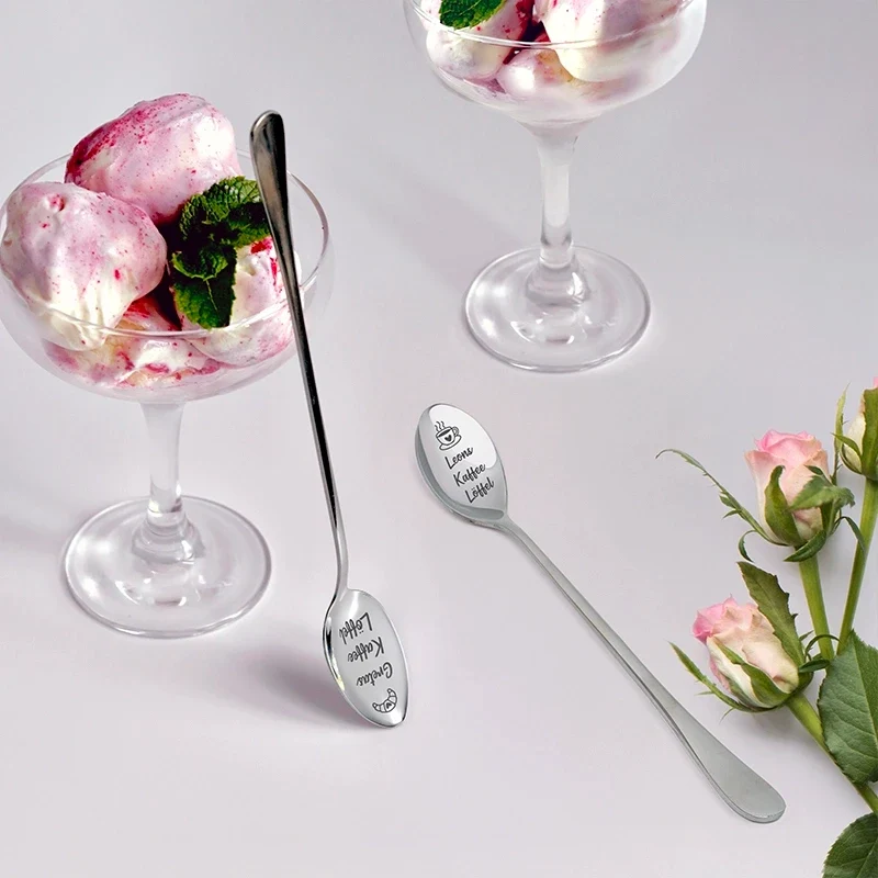 Dessertlöffel mit Gravur zur Hochzeit - 2er‑Set Kaffeelöffel Personalisiert als Geschenke - Kaffee & Croissant | Edelstahl - Müslilöffel für Brautpaar
