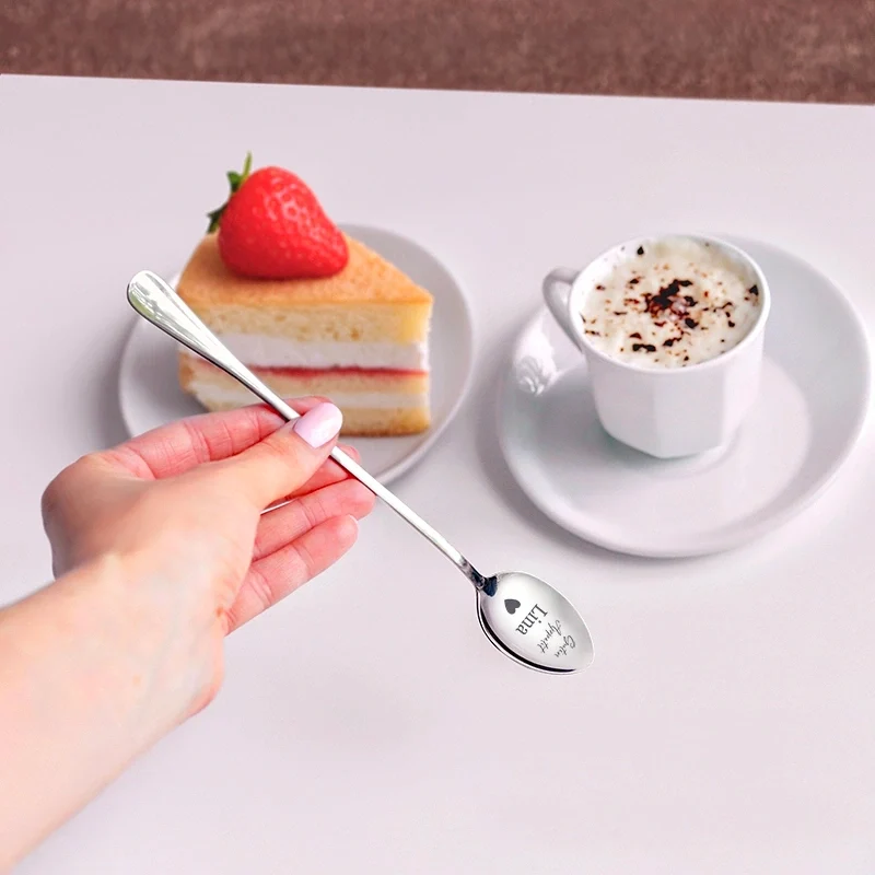 Personalisierter Dessertlöffel - Kaffeelöffel als Geschenk zum Geburtstag & Jubiläum - Herzen | Edelstahl - Müslilöffel für Familie, Freunde, Kollegen