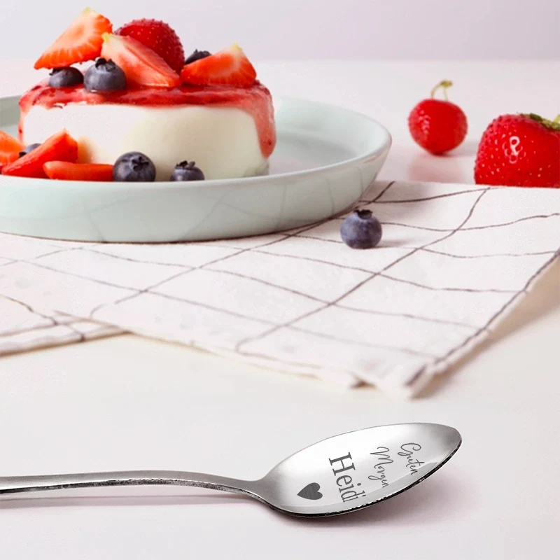 Personalisierter Dessertlöffel - Kaffeelöffel als Geschenk zum Geburtstag & Jubiläum - Herzen | Edelstahl - Müslilöffel für Familie, Freunde, Kollegen