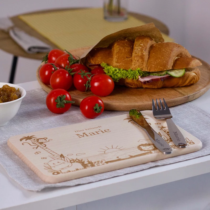 Frühstücksbrettchen für Kinder mit Gravur - Personalisiert mit Namen - Dschungel | Holz Brettchen, Natur, FSC® - Geschenk zum Geburtstag & Namenstag