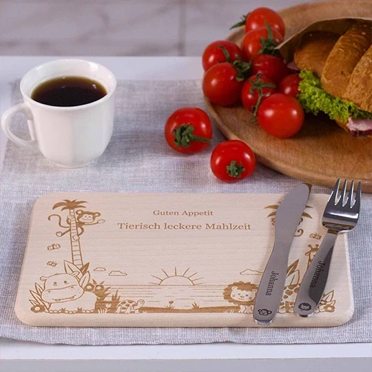 Frühstücksbrettchen für Kinder mit Gravur & Text - Dschungel Motiv | Baby Brettchen aus Holz, natur - Geschenk zum Geburtstag, Namenstag & Schulanfang