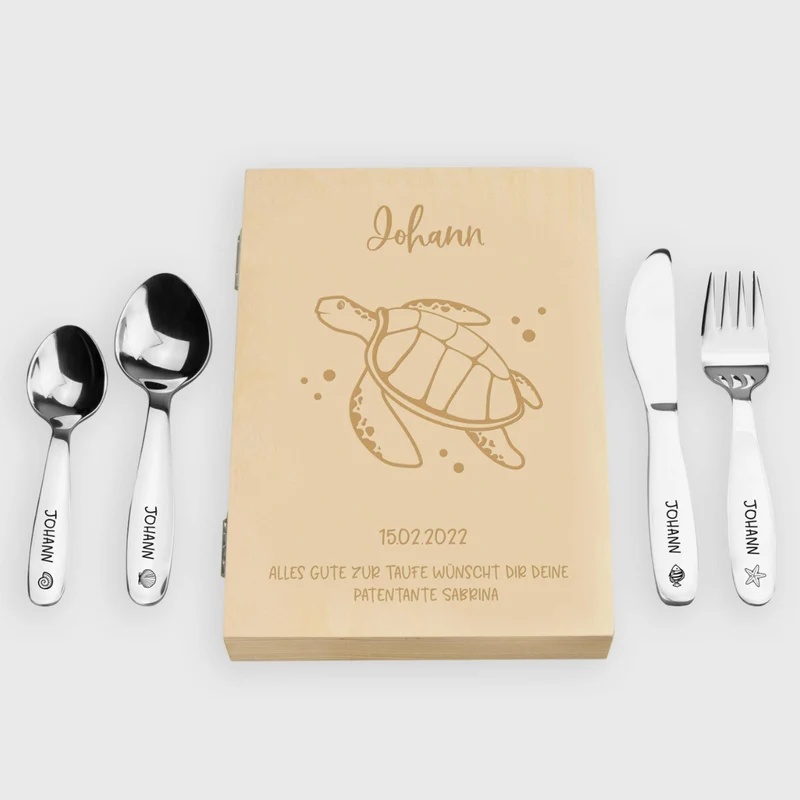 Kinderbesteck mit Namensgravur - Schildkröte Motiv - Besteck mit Namen | Taufgeschenk für Kinder - Geschenk zur Taufe für Jungs & Mädchen, natur Kiste