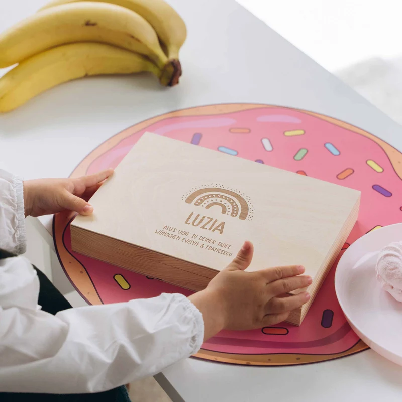 Kinderbesteck mit Namensgravur - Regenbogen Motiv- Besteck mit Namen | Taufgeschenk für Kinder - Geschenk zur Taufe für Jungs & Mädchen, natur Kiste