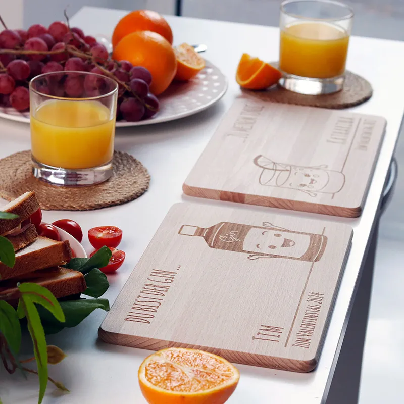 Frühstücksbrettchen mit Gravur Personalisiert - Gravur mit Namen - 2er-Set Gin & Tonic | Romantisches Geschenk für sie und ihn - FSC®