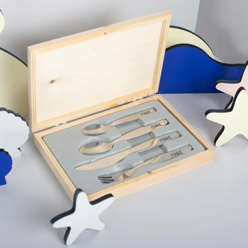 Kinderbesteck mit Namensgravur - Oktopus Motiv - Besteck mit Namen | Taufgeschenk für Kinder - Geschenk zur Taufe für Jungs & Mädchen, inkl. Kiste
