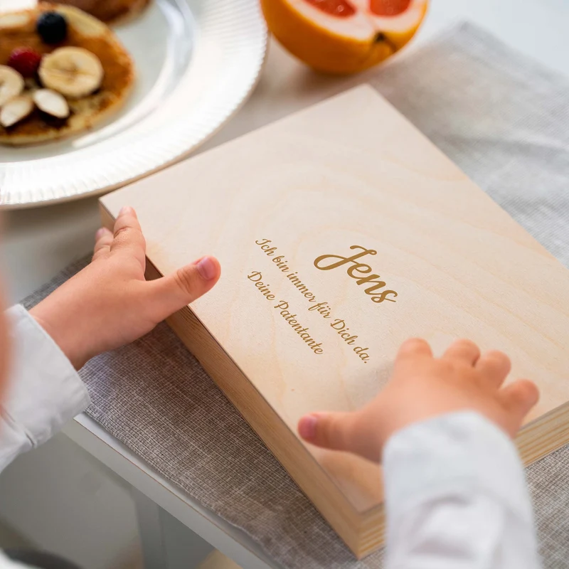 Kinderbesteck mit Namensgravur - Wunschtext Motiv - Besteck mit Namen | Taufgeschenk für Kinder - Geschenk zur Taufe für Jungs & Mädchen, natur Kiste