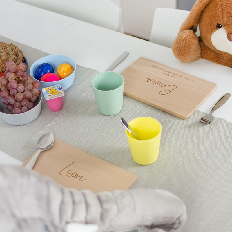 Frühstücksbrettchen für Kinder mit Gravur - Personalisiert mit Namen - Niers Motiv | Holz Brettchen, Natur, FSC® - Geschenk zum Geburtstag & Namenstag