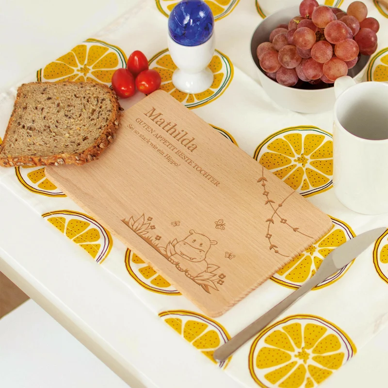 Frühstücksbrettchen für Kinder mit Gravur - Personalisiert mit Namen - Nilpferd | Holz Brettchen, Natur, FSC® - Geschenk zum Geburtstag & Namenstag