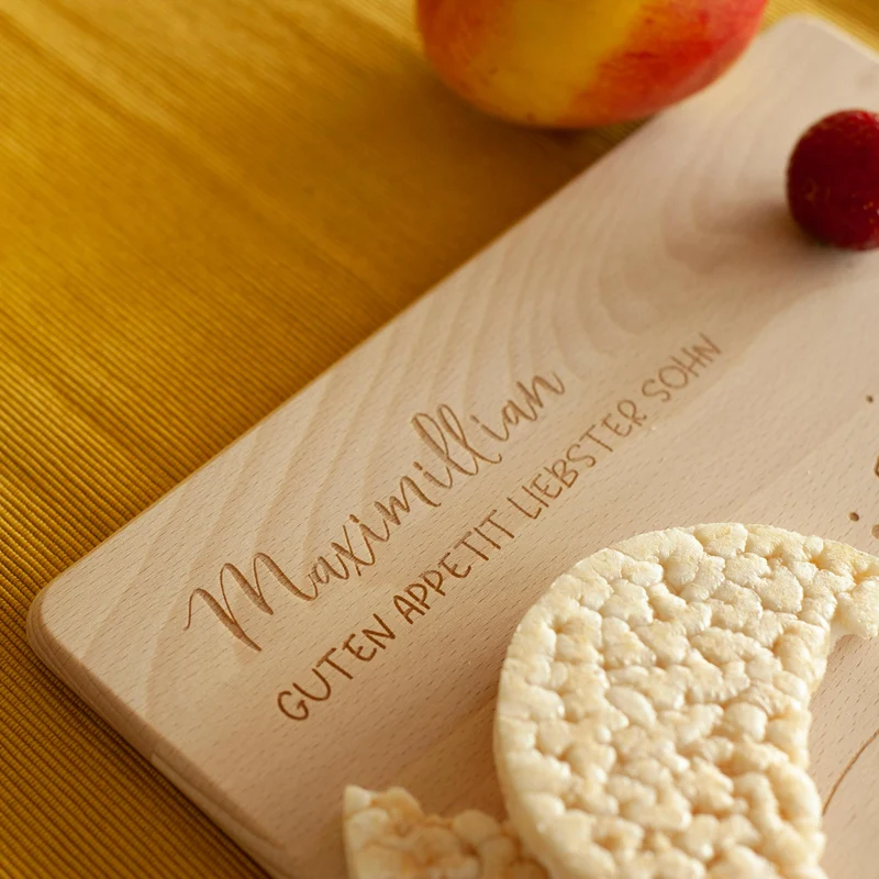 Frühstücksbrettchen für Kinder mit Gravur - Personalisiert mit Namen - Schildkröte | Holz Brettchen, Natur, FSC® - Geschenk zum Geburtstag & Namenstag