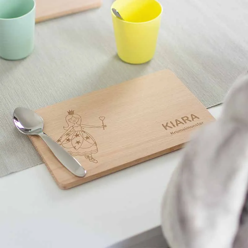 Frühstücksbrettchen für Kinder mit Gravur - Personalisiert mit Namen - Prinzessin | Holz Brettchen, Natur, FSC® - Geschenk zum Geburtstag & Namenstag