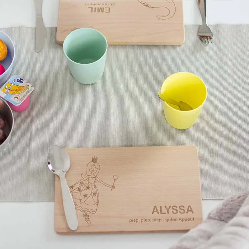 Frühstücksbrettchen für Kinder mit Gravur - Personalisiert mit Namen - Prinzessin | Holz Brettchen, Natur, FSC® - Geschenk zum Geburtstag & Namenstag