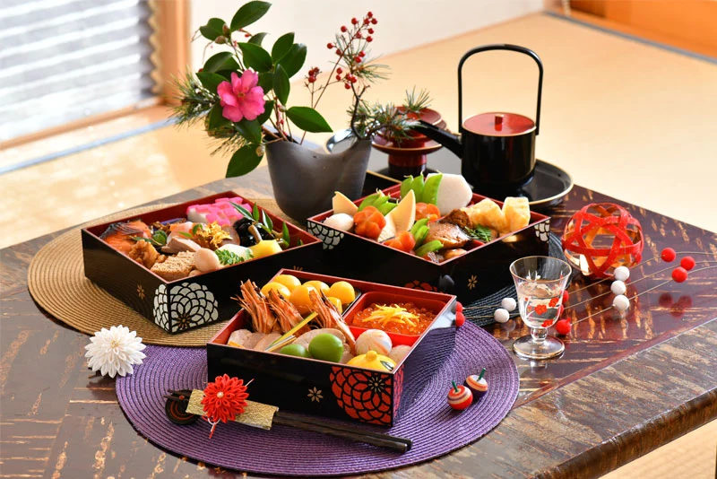 Ojyu Picnic Bento Box | Red (18cm)
