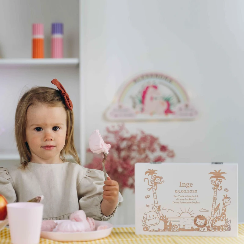 Kinderbesteck mit Namensgravur - Dschungel Gravur - Besteck mit Namen | Taufgeschenk für Kinder - Geschenk zur Taufe für Jungs & Mädchen, weiß Kiste