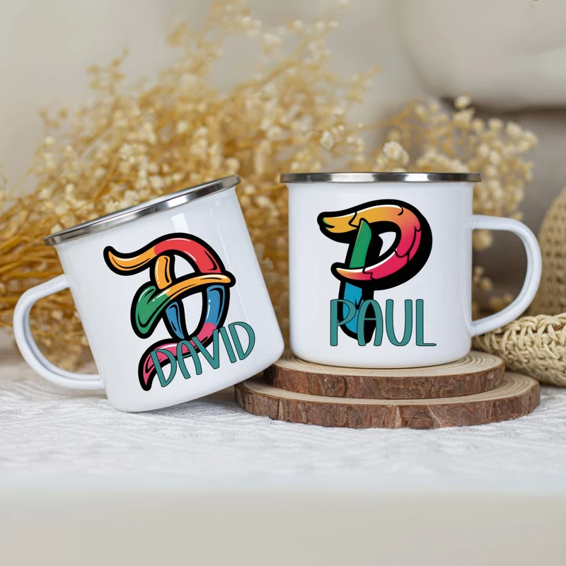 Personalisierte Emaille Tasse mit Namen Graffiti Motiv