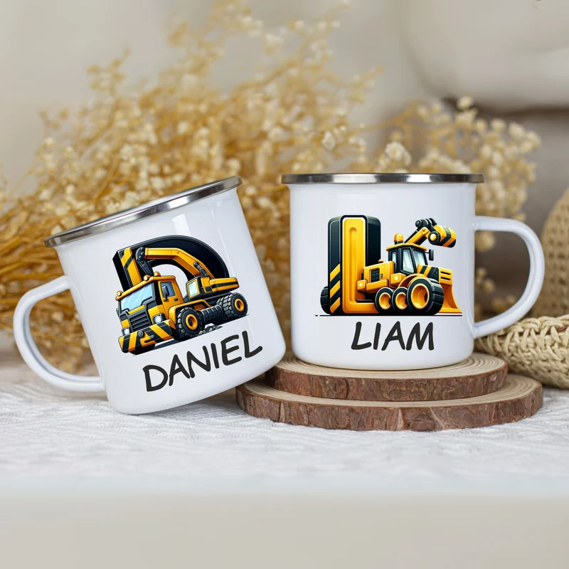 Personalisierte Emaille Tasse mit Namen Baustelle Motiv