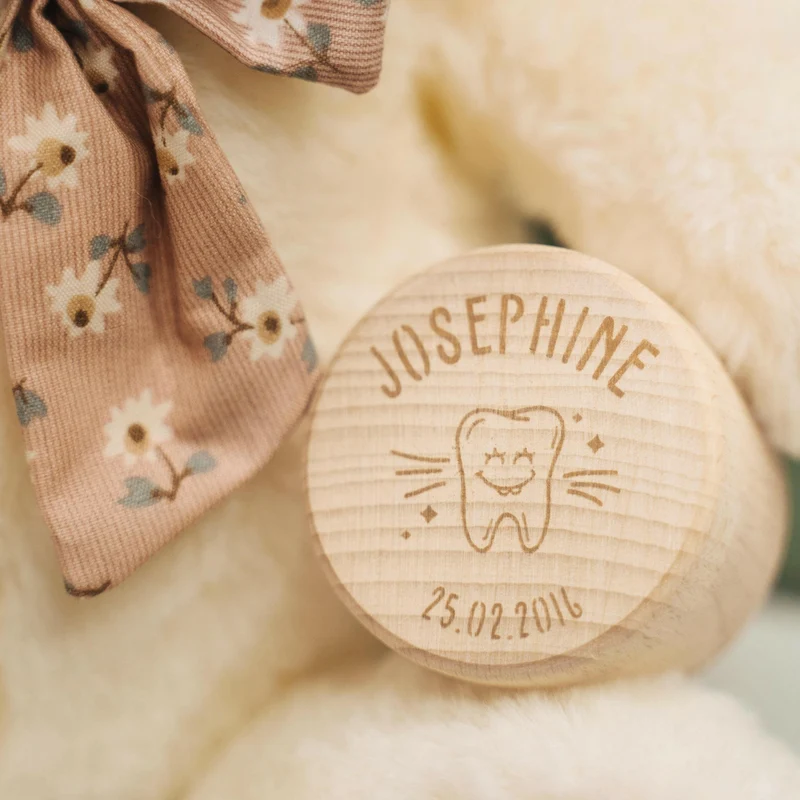 Personalisierte Milchzahndose mit Namen - Runde Zahndose mit Zahn Gravur & Datum | Zahnfee Geschenk für Jungen & Mädchen - Milchzahnbox & Zahnbox