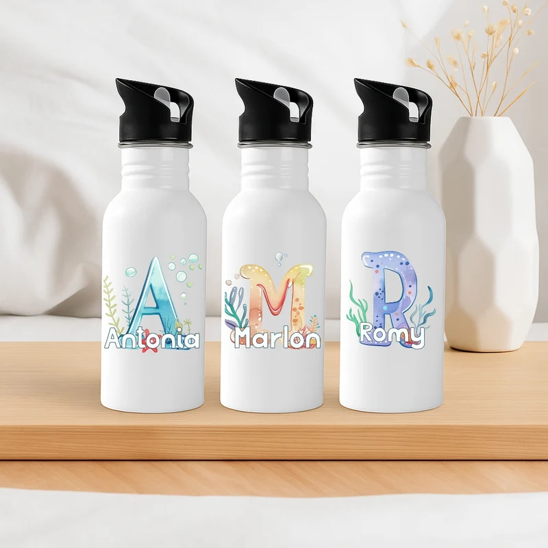 Personalisierte Trinkflasche mit Strohhalm Buchstabe Ozean Kinder