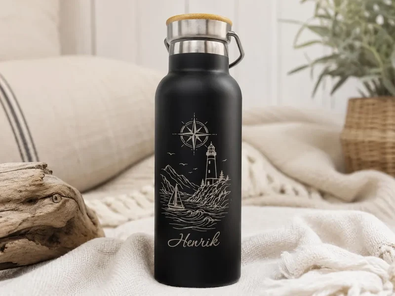 Thermoflasche mit Namen & Leuchtturm-Motiv | 500 ml