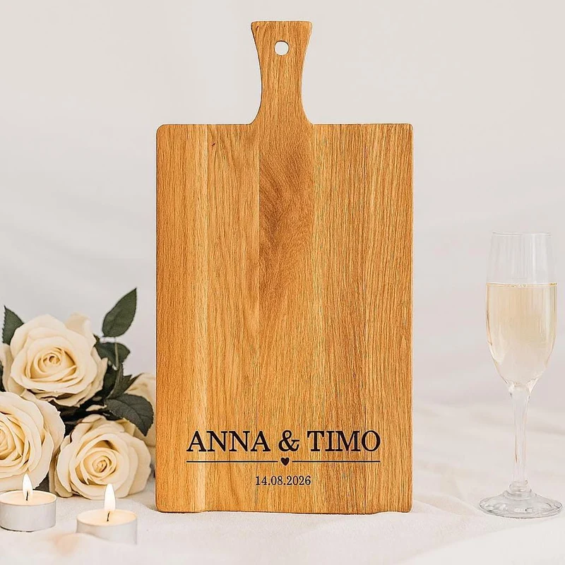 Personalisiertes Schneidebrett Eiche – Hochzeitsgeschenk mit Gravur Name & Datum