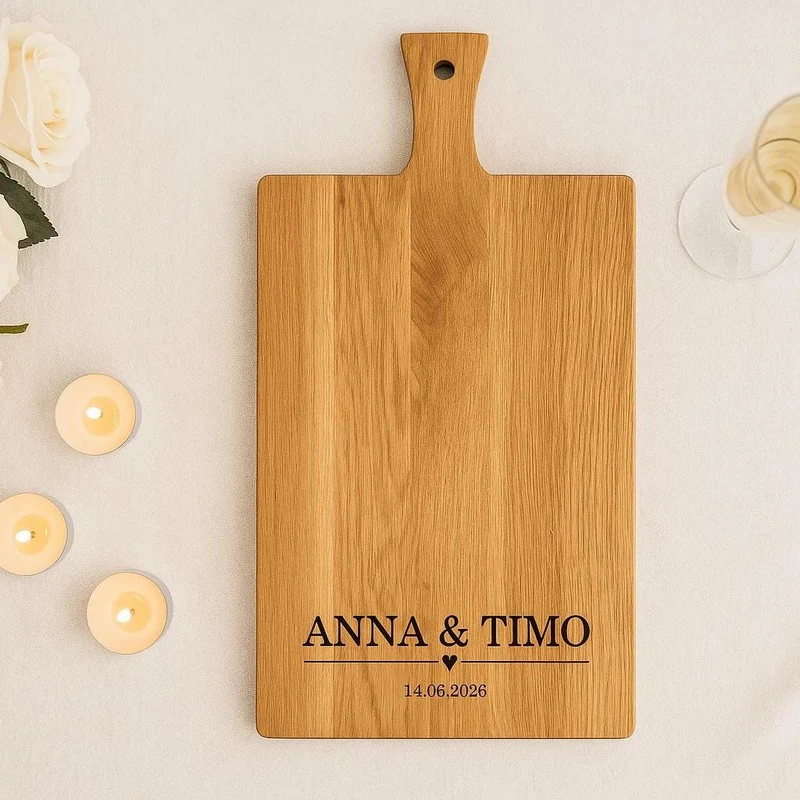 Personalisiertes Schneidebrett Eiche – Hochzeitsgeschenk mit Gravur Name & Datum