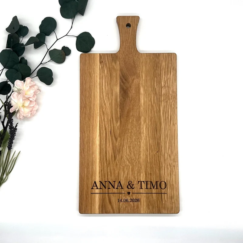 Personalisiertes Schneidebrett Eiche – Hochzeitsgeschenk mit Gravur Name & Datum