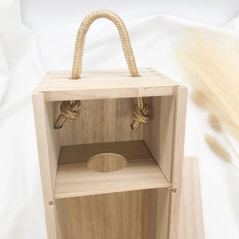 Personalisierte Weinkiste mit Gravur