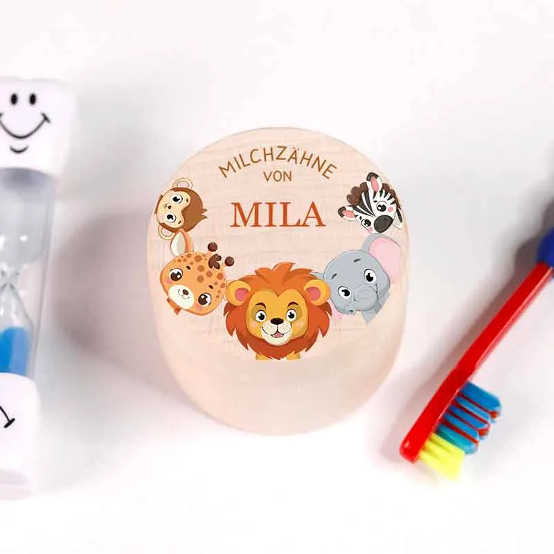 Personalisierte Milchzahndose aus Lindenholz mit Namen - Zahnbox für Kinder - Safari Motiv | Natur, Runde - Baby Geschenk & Andenken zur Taufe