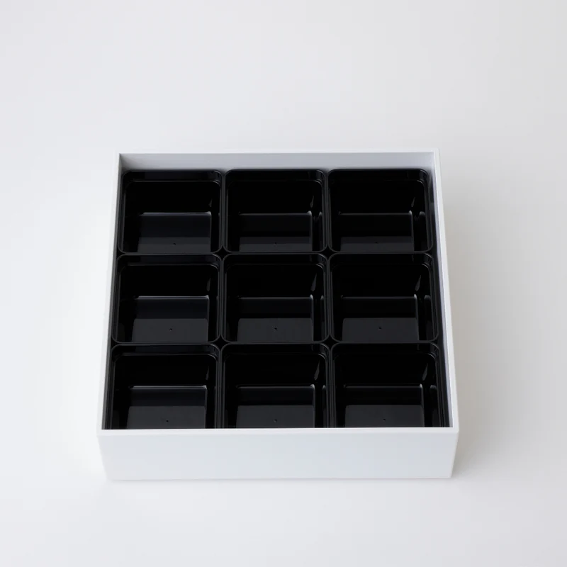 The Bentoandco Signature Bento Box | White