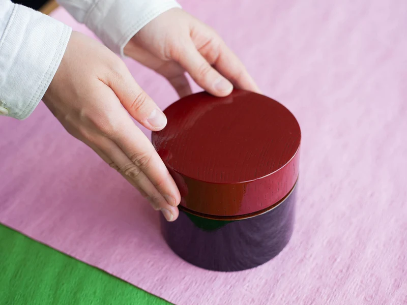 Urushi Maru Bento Box