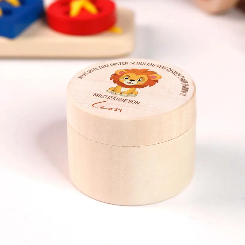 Personalisierte Milchzahndose aus Lindenholz mit Namen - Zahnbox für Kinder - Löwe Motiv | Natur, Runde - Baby Geschenk & Andenken zur Taufe