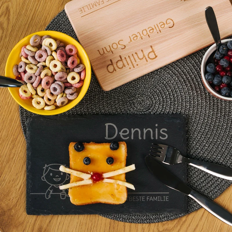 Frühstücksbrettchen für Kinder mit Gravur - Personalisiert mit Namen - Kleiner Sohn "Unsere Familie" | Schieferstein - Geschenk von Eltern