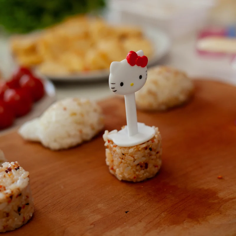 Hello Kitty Onigiri Mold Set