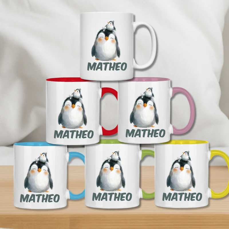 Kindertasse personalisiert – Keramiktasse mit bunten Tieren und Namen