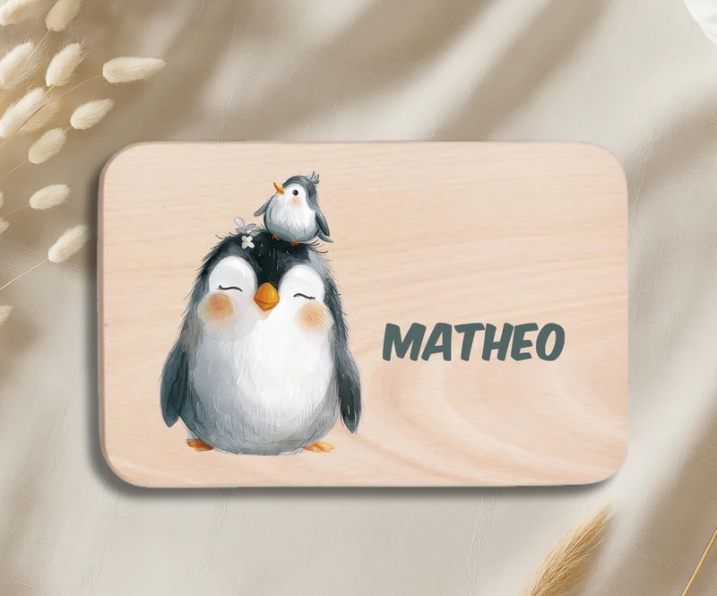 Personalisiertes Holzbrettchen Kinder – Bunte Tiermotive mit Name