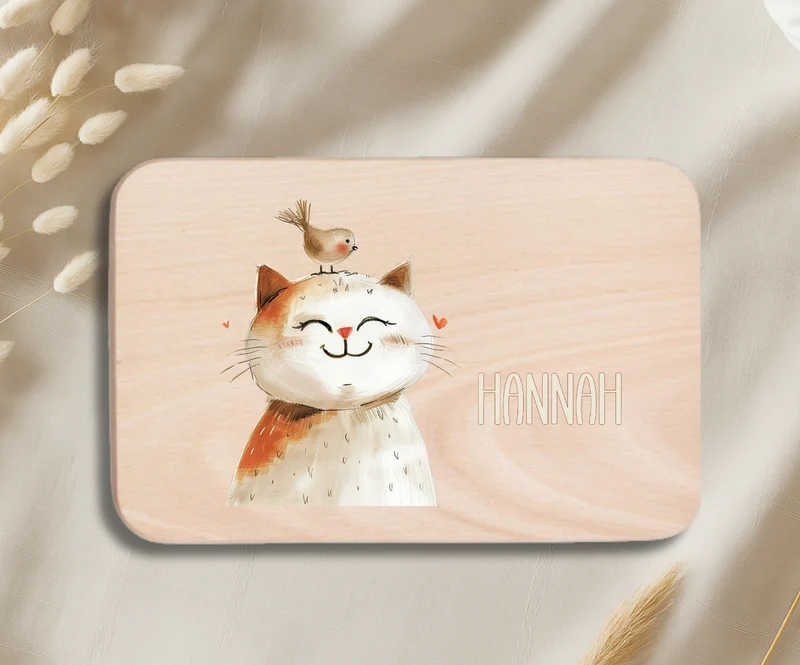 Personalisiertes Holzbrettchen Kinder – Beige Tiermotive mit Name