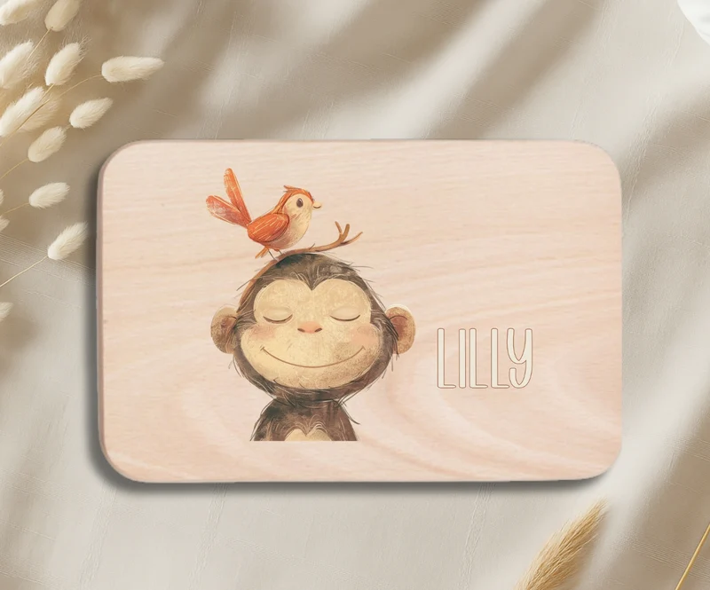 Personalisiertes Holzbrettchen Kinder – Beige Tiermotive mit Name