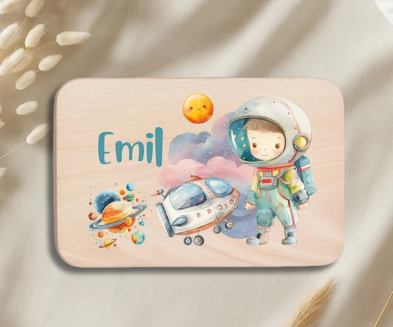 Personalisiertes Holzbrettchen Kinder – Weltall Motiv mit Name