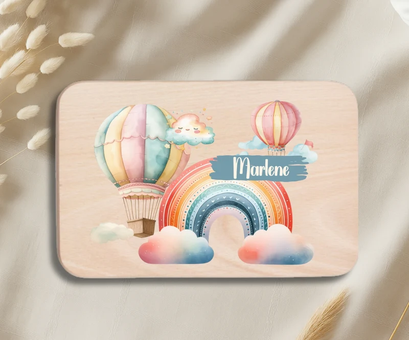 Personalisiertes Holzbrettchen Kinder – Regenbogen Motiv mit Name