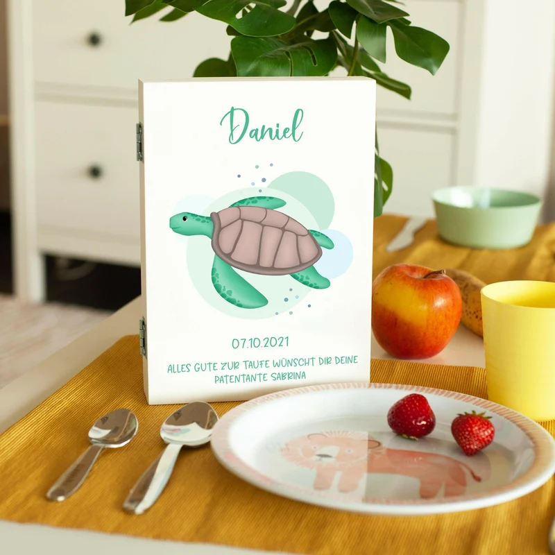 Kinderbesteck personalisiert mit Namen - Besteckset Schildkröte Motiv | Taufgeschenk für Kinder - Geschenk zur Taufe für Jungs & Mädchen, weiß Kiste