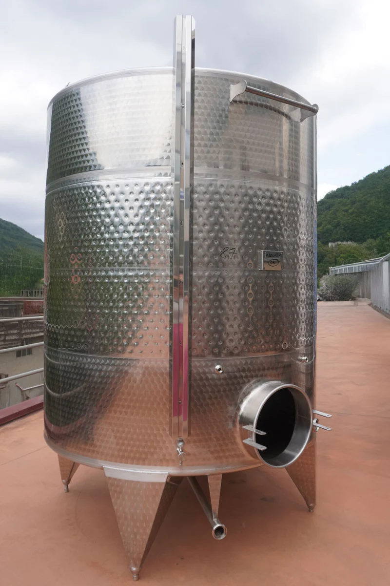SERBATOIO INOX STOCCAGGIO FONDO CONICO CON FASCIA 5500 LT - OUTLET87