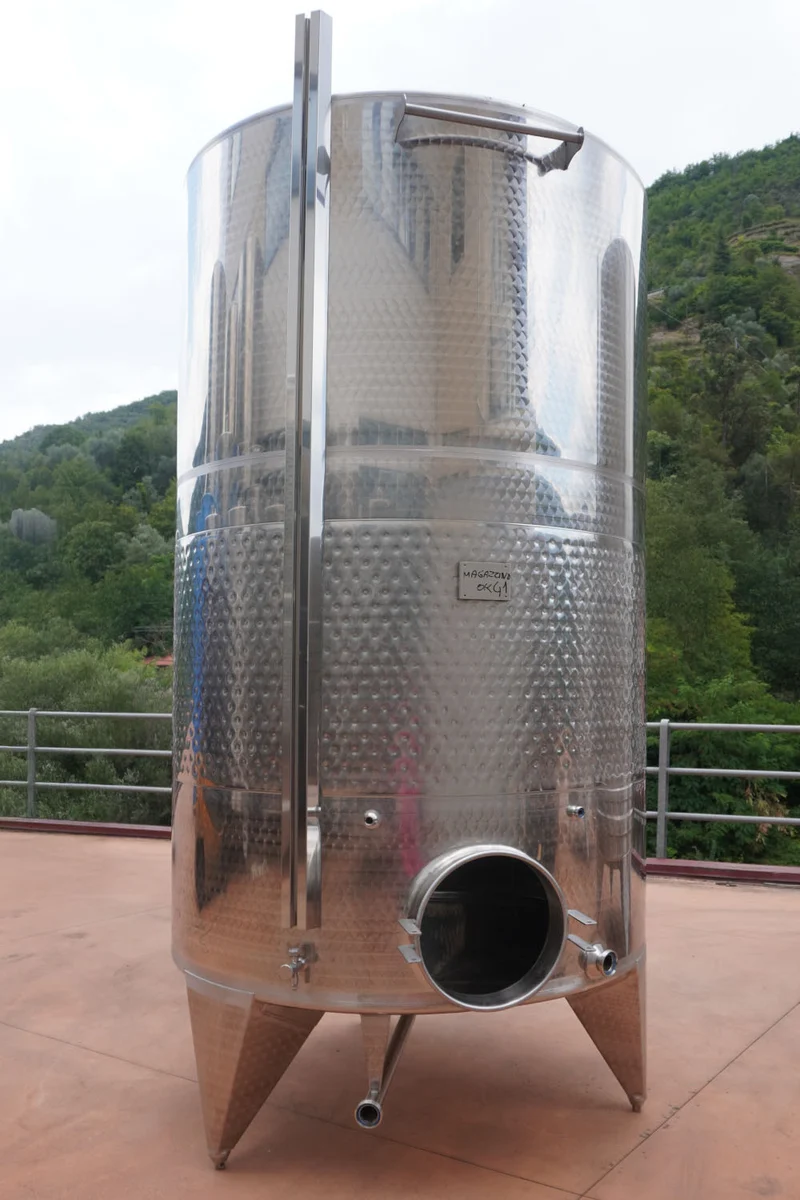 SERBATOIO INOX STOCCAGGIO FONDO CONICO CON FASCIA 5300 LT - OUTLET41