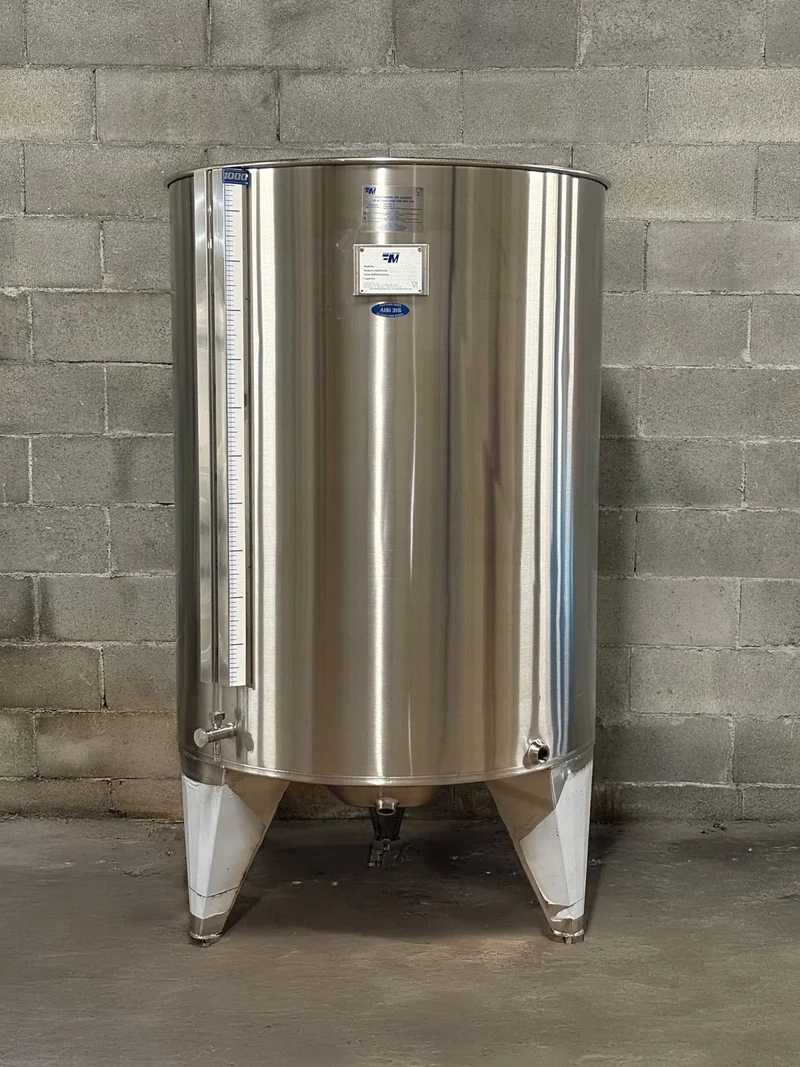 SERBATOIO INOX AISI 316 SEMPREPIENO AD ARIA FONDO BOMBATO 1000 LT - OUTLET40