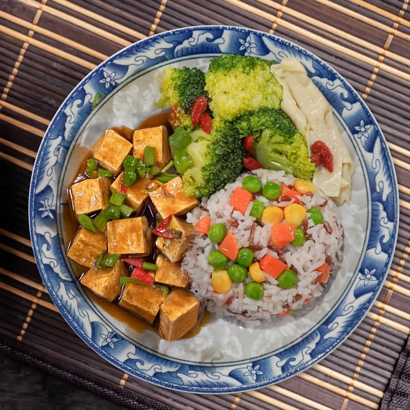 D. 中式豆腐配時蔬及健康炒飯 - 09Sep