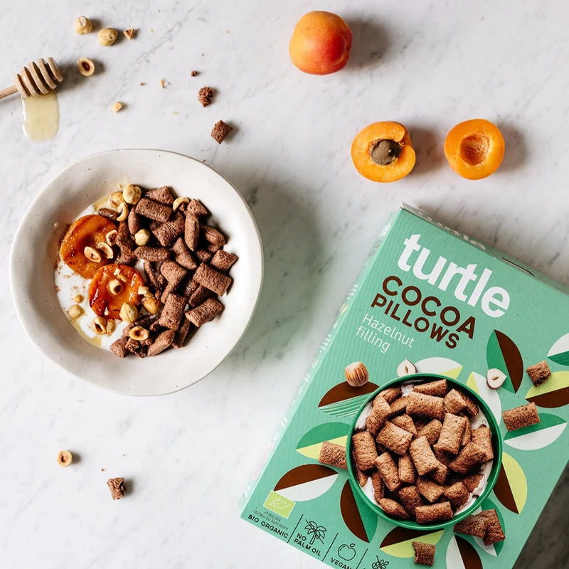Cocoa Pillows with Hazelnut