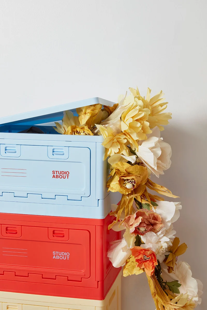 BOX, LARGE, RED