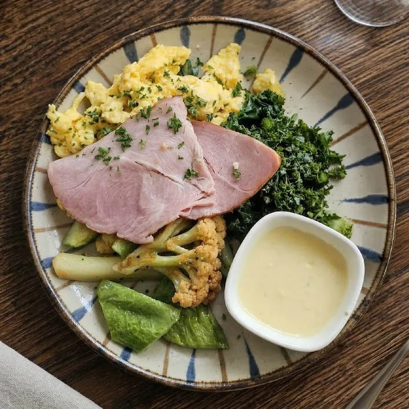 Scrambled Eggs w/ Roasted Honey Baked Ham and Side Salad