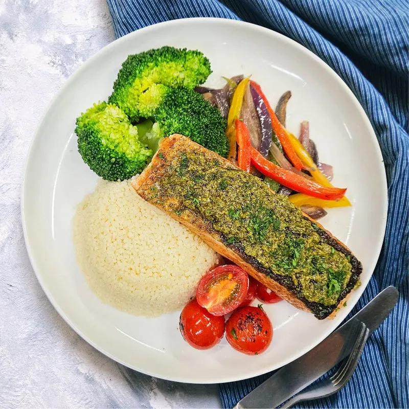 Pesto Salmon Fillet w/ Couscous (Tue)