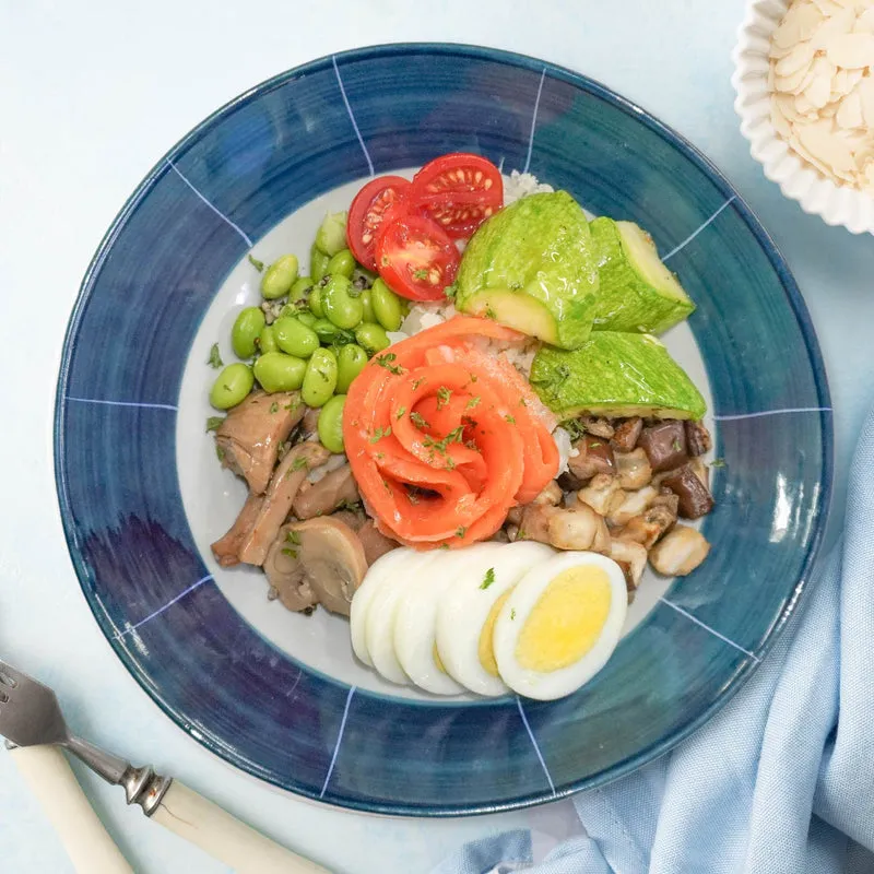 Smoked Salmon And Eggs Breakfast Quinoa Bowl