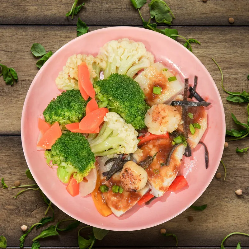 Sauteed Garlic Fish Fillet w/ Black Fungus and Seasonal Vegetable